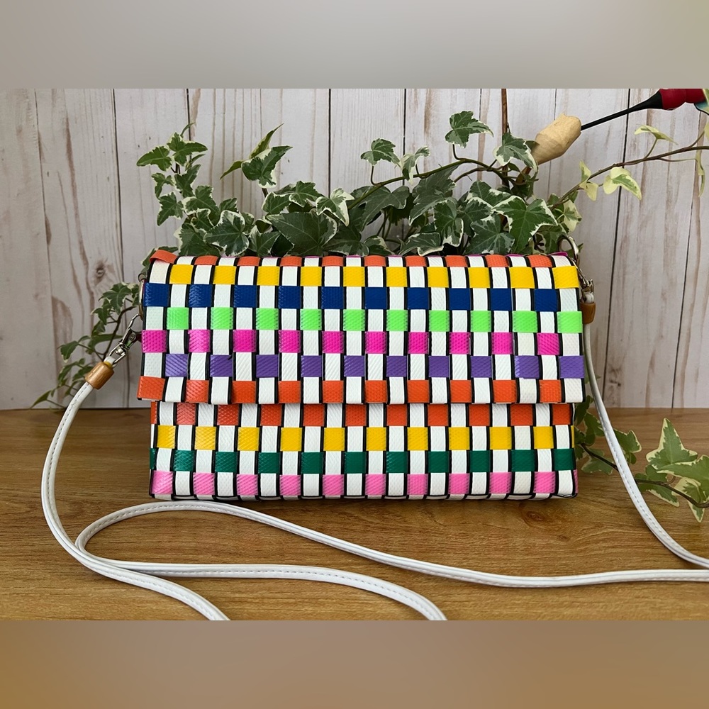 Recycled Plastic Strapping Shoulder Bag - Handwoven Colorful Plastic Bag